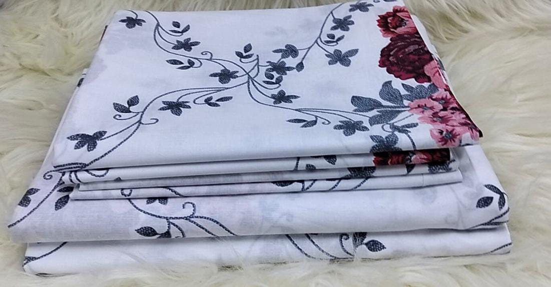 6pcs of 6*7 Both Print pattern Cotton bedsheets set comes as 2pcs Bedsheets and 4pcs Pillow Cases Bedding Set