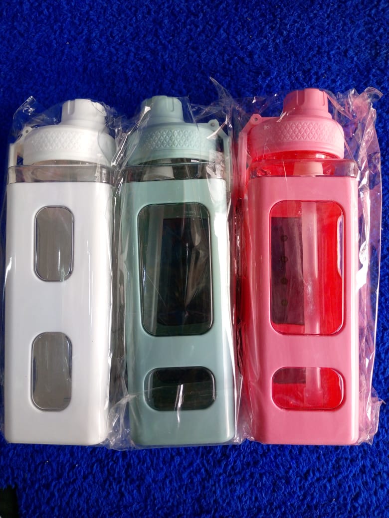 Classic Water Square  bottlel  Stay hydrated and motivated through the Day with Water or Juice Bottle