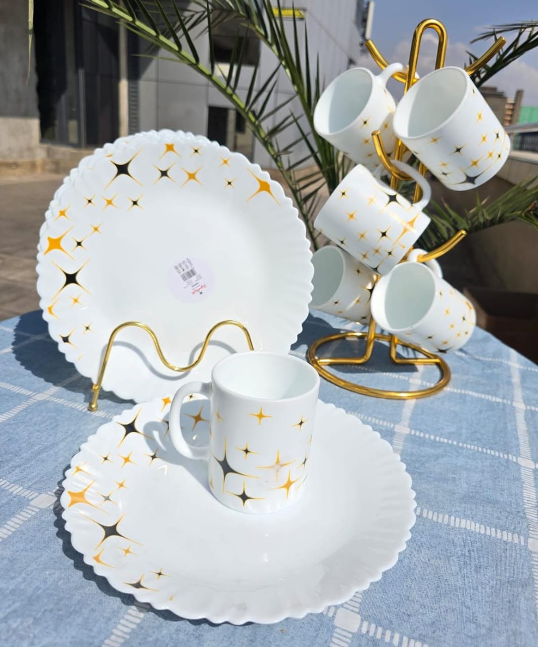 Elegant 12-Piece Dinner & Tea Set – White with Gold Star Design | Plates & Mugs