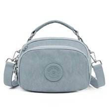 Bobbie Mini Shoulder Bag for Women, New Trendy French Indie Fashion Crossbody Bag, Versatile Mom's Phone Bag

Product Attributes:
Color: Classic Black, Light Gray, Light Brown, Mint Green, Dark Blue,