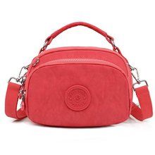 Bobbie Mini Shoulder Bag for Women, New Trendy French Indie Fashion Crossbody Bag, Versatile Mom's Phone Bag

Product Attributes:
Color: Classic Black, Light Gray, Light Brown, Mint Green, Dark Blue,