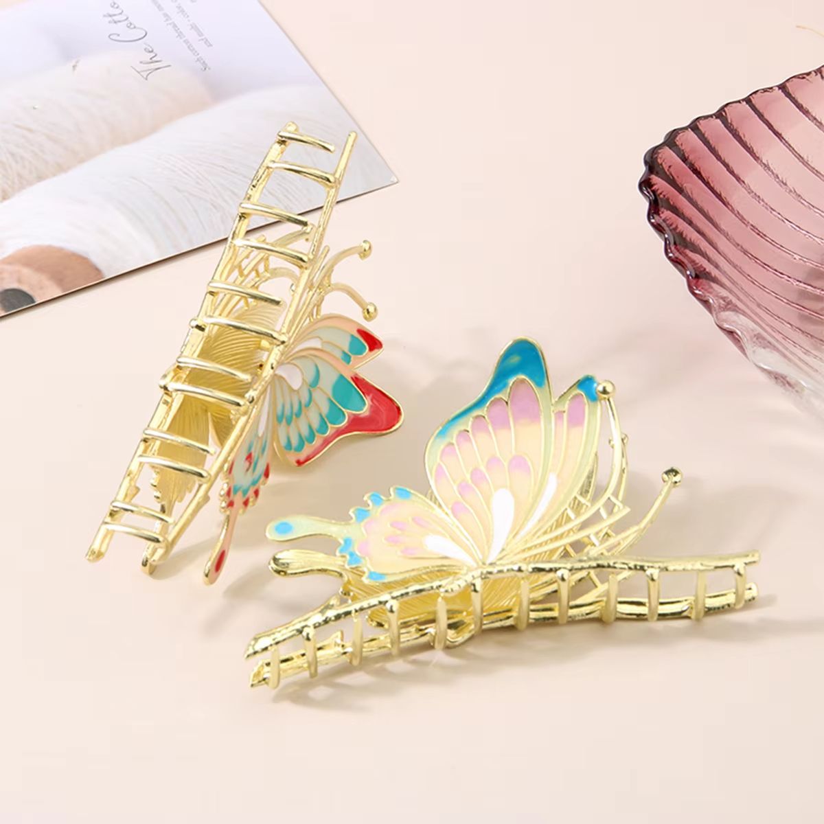 Elegant 10cm Metal Butterfly Shark Clip | Durable Hair Claw for Women Girls, Fashion Hair Accessories (Party & Daily Use)