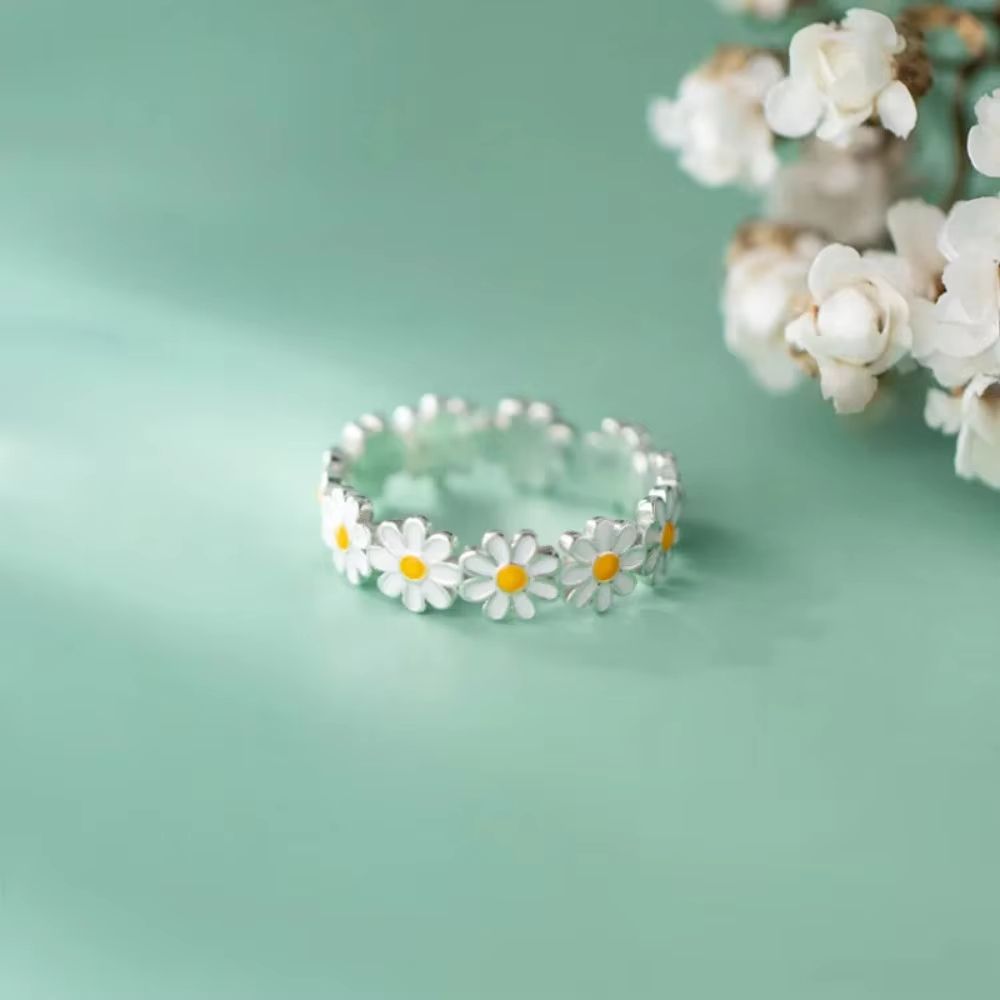 Trendy Daisy Flowers Rings Sweet Exquisite Enamel Sunflower Open Ring Fashion New Flower Shaped Jewelry Gift for Women Girls