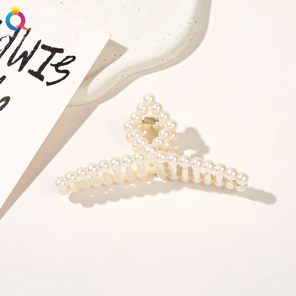 Ladies' elegant large pearl hairpin, back of the head grip, updo ponytail shark clip hair accessory