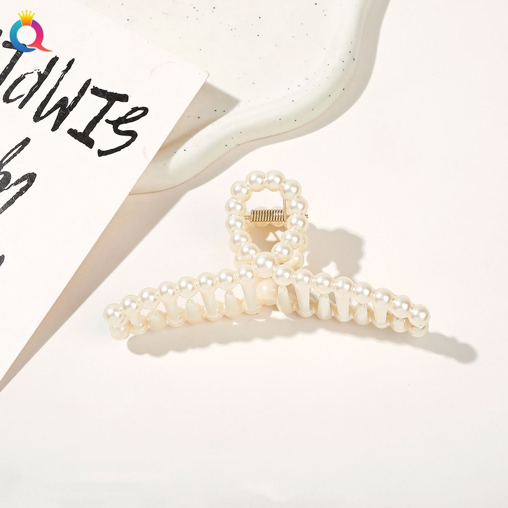 Ladies' elegant large pearl hairpin, back of the head grip, updo ponytail shark clip hair accessory