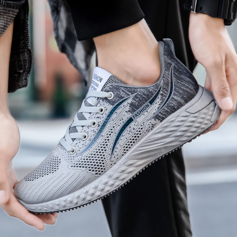 Men's casual shoes Breathable flying woven running shoes boys fashion lightweight outdoor sports casual shoes students athletic Daddy mesh sneakers