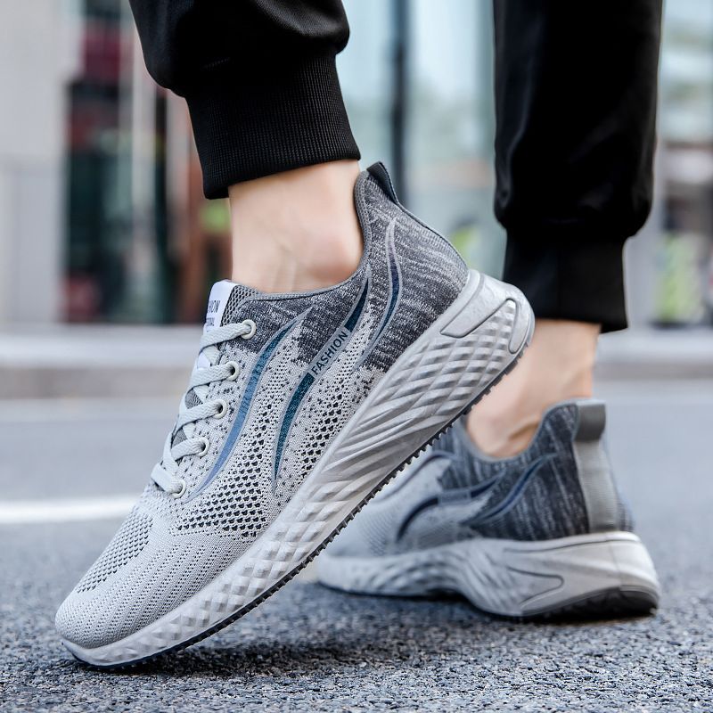 Men's casual shoes Breathable flying woven running shoes boys fashion lightweight outdoor sports casual shoes students athletic Daddy mesh sneakers