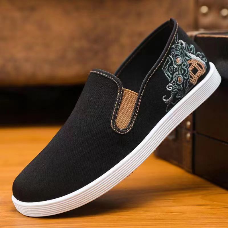 Men's embroidered cloth shoes boys canvas shoes Daddy breathable slip-on shoes running shoes students sports casual shoes flats loafers