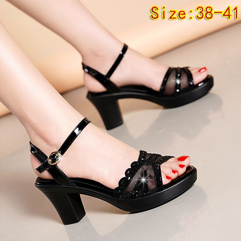 Size 38-41 ladies fashion fish mouth shoes medium heels women's single button sandals shoes girls chunky heel sandal
