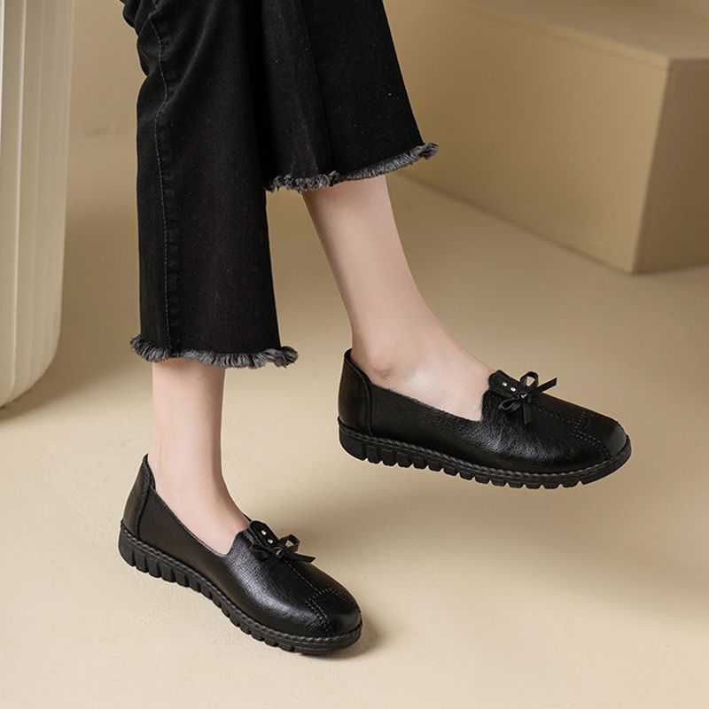 Women's PU leather single shoes Ladies artificial flat yoga gym students soft sole casual shoes girls bean shoes mom loafers