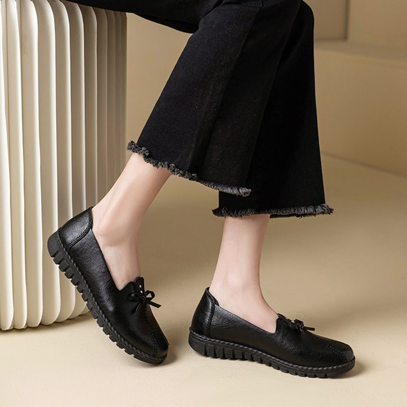 Women's PU leather single shoes Ladies artificial flat yoga gym students soft sole casual shoes girls bean shoes mom loafers