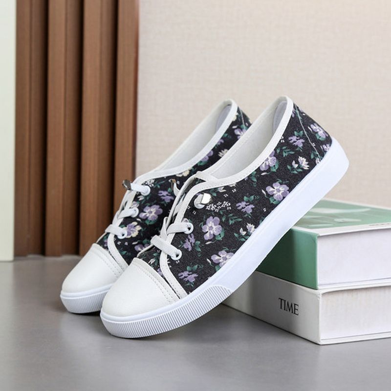Baldur Size 37-40 women's cloth shoes fashion Floral single shoes girls Non-slip flats casual sports shoes students light loafers shoes  black  +white