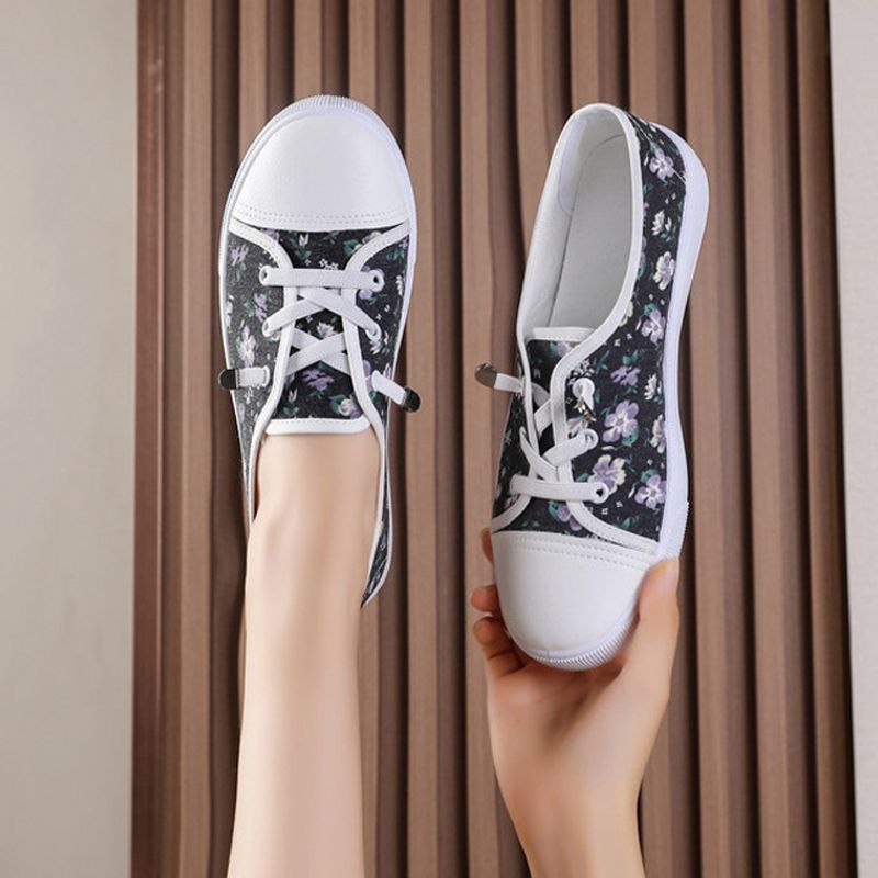 Baldur Size 37-40 women's cloth shoes fashion Floral single shoes girls Non-slip flats casual sports shoes students light loafers shoes  black  +white