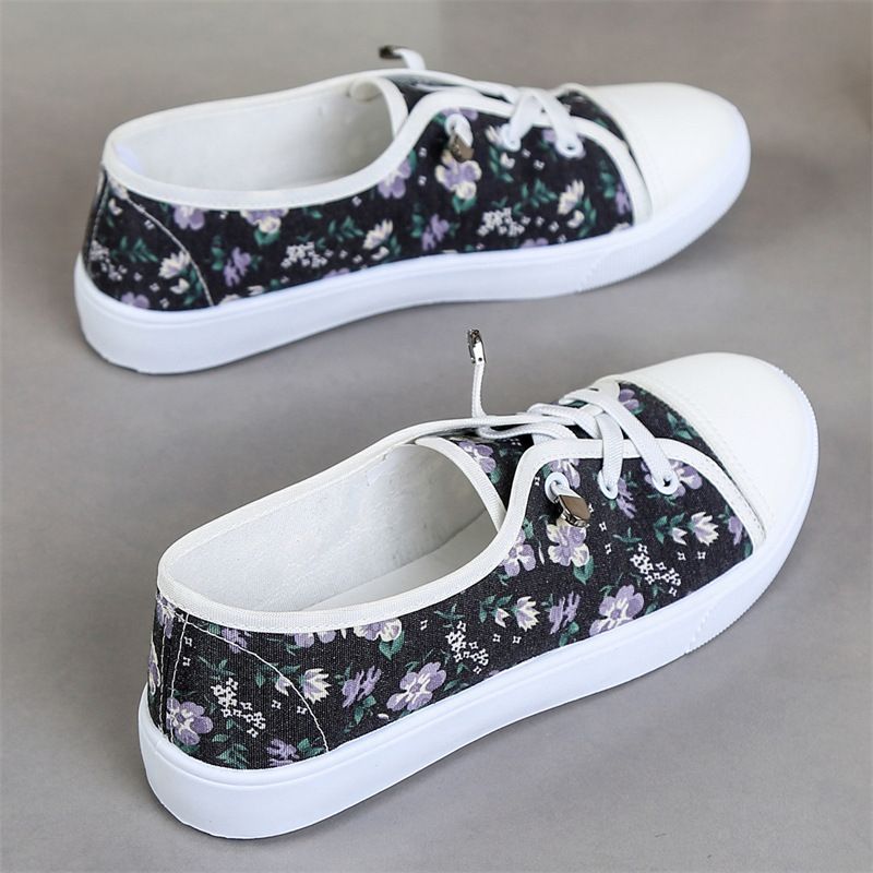 Baldur Size 37-40 women's cloth shoes fashion Floral single shoes girls Non-slip flats casual sports shoes students light loafers shoes  black  +white