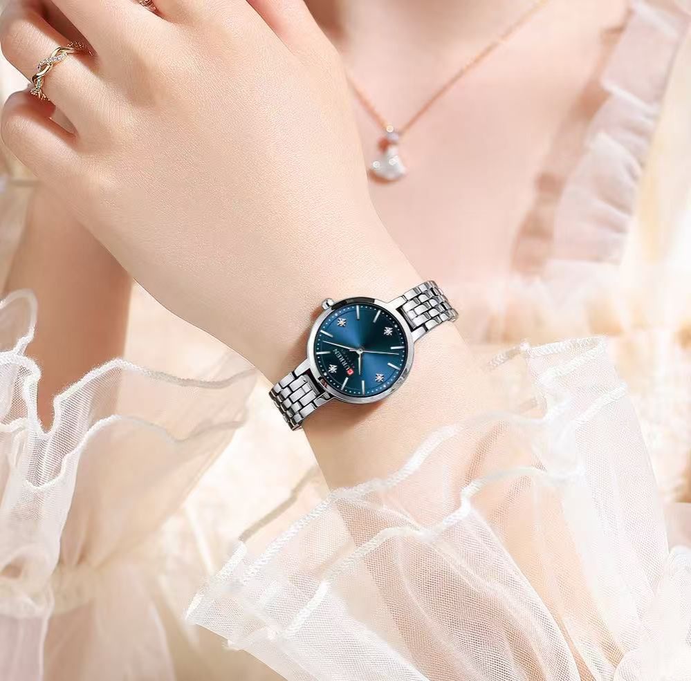 CURREN/Karui En 9106 Small-Dial Waterproof Women's Watch, a Casual Quartz Wristwatch Designed for Ladies, Features a Diamond-Inlaid Dial and a Scratch-Resistant Mirror.