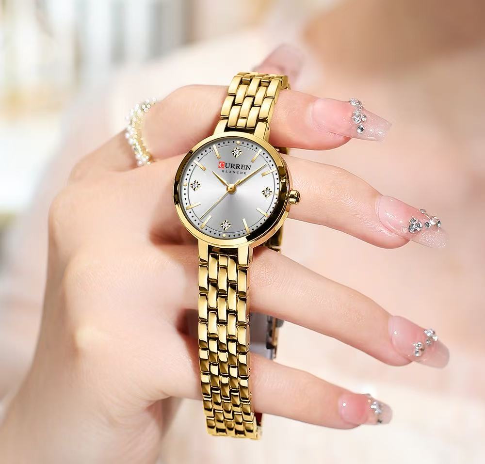 CURREN/Karui En 9106 Small-Dial Waterproof Women's Watch, a Casual Quartz Wristwatch Designed for Ladies, Features a Diamond-Inlaid Dial and a Scratch-Resistant Mirror.