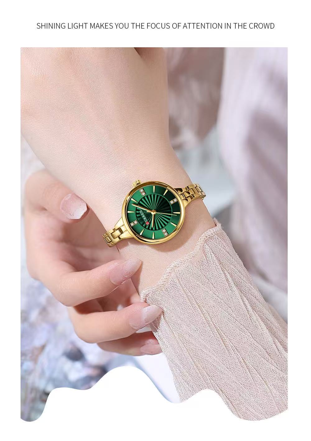 CURREN 9097 Women's Small Dial Chain Watch, Waterproof Round Ladies' Watch, Minimalist Watch
