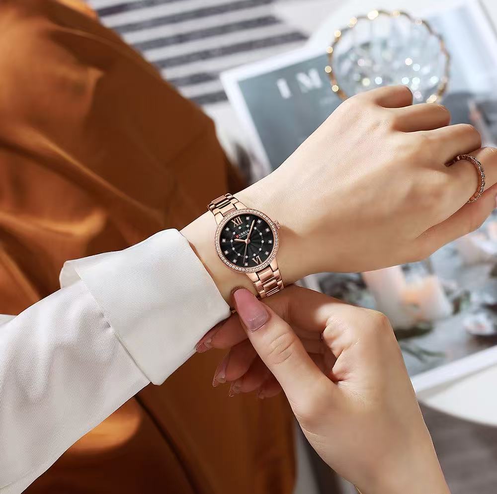 CURREN/Ka Rui En 9085 Women's Small Dial Roman Numeral Watch Water-Resistant Rhinestone Ultra-Thin Women's Watch Stainless Steel Strap Watch
