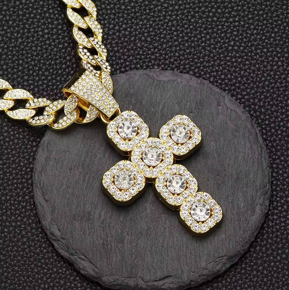 Alloy New Style Rock Sugar Diamond Cross Pendant Necklace Men Ins Style Versatile Niche High-End Sense Hip-Hop Cuban Chain