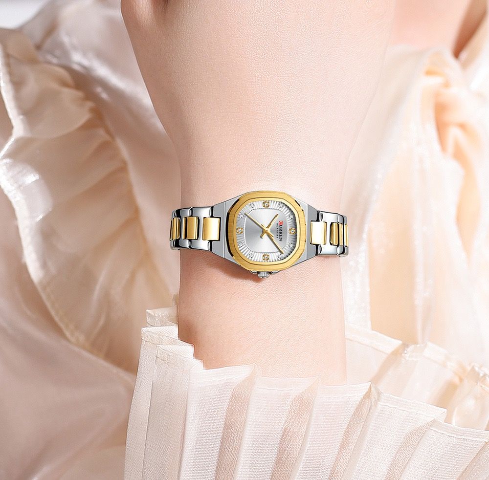 CURREN 9104 New 30 Meters Waterproof Fashion Leisure Luxury Square Diamond Women Watches Quartz Stainless Steel Watch for Ladies