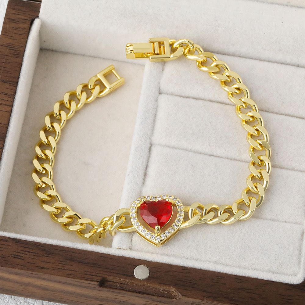Fashion Women's Gifts Wholesale Trend Quartz Watch Set Bracelet Five Piece Necklaces, Earrings, Rings, Bracelets for Girls