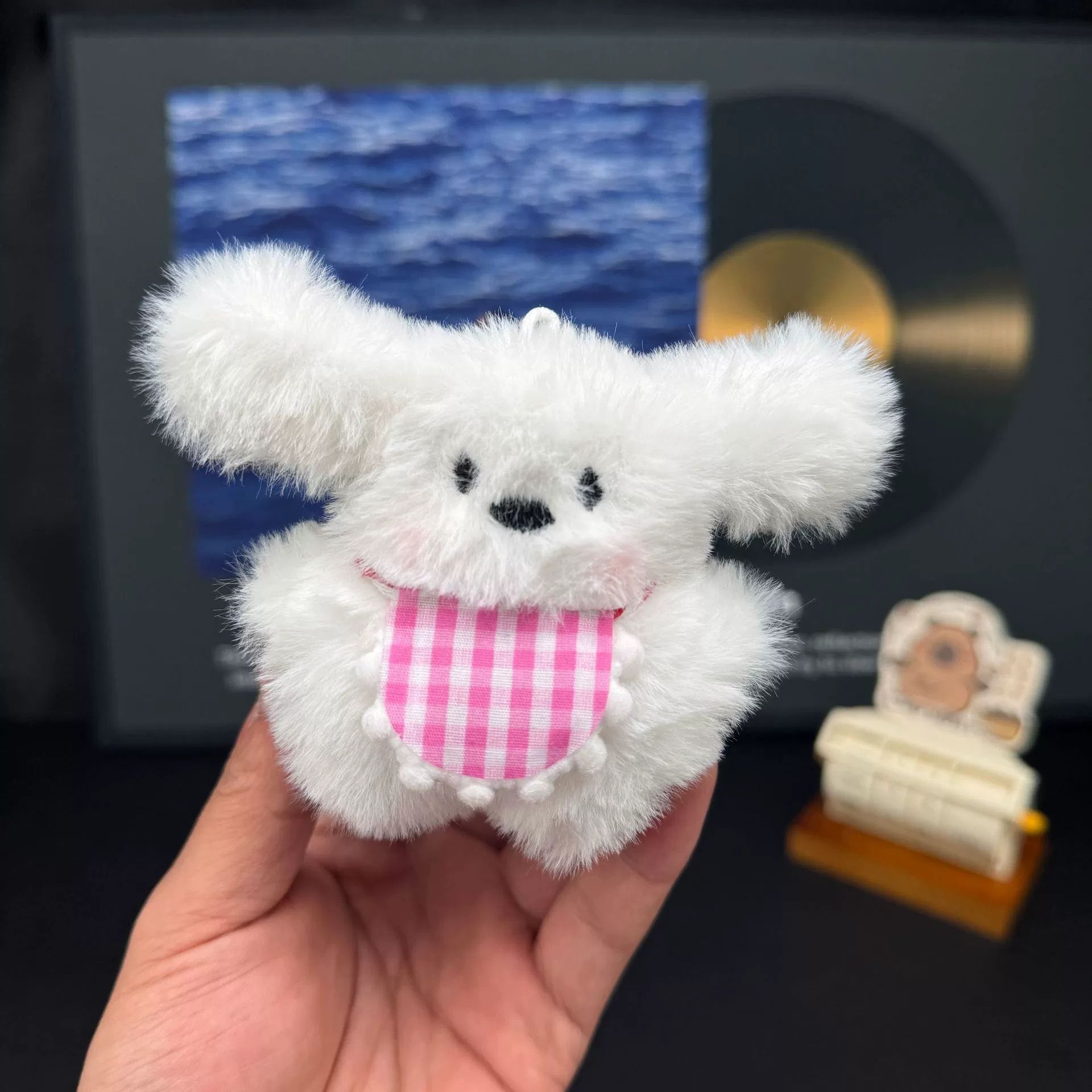Doll UK NR Flying Rabbit Plush Cute Pilot Little Milk Dog Doll Toy Pendant Cute Cute Cute Keychain Pendant Bag Holiday Birthday Gift for People
