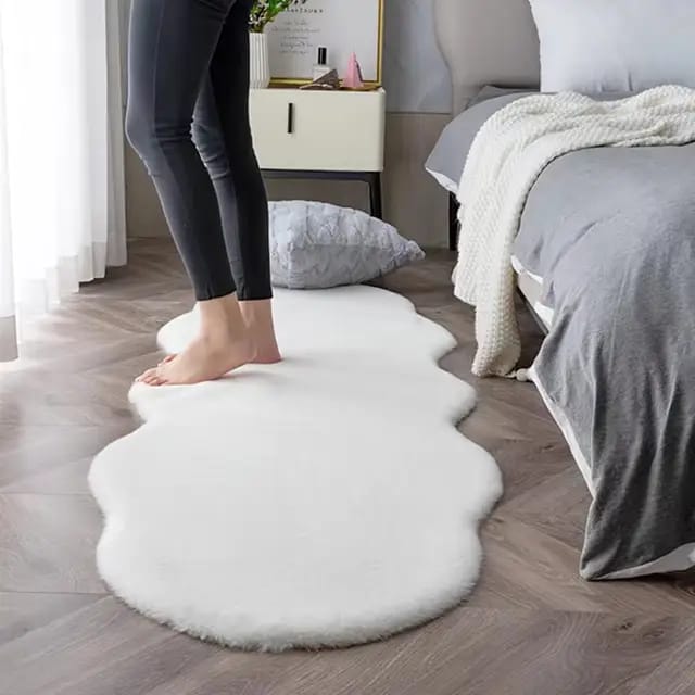 Ultra Soft Rabbit Fur Rug – Luxury Fluffy Bedside Carpet, Non-Slip, Stylish Home Décor Mat