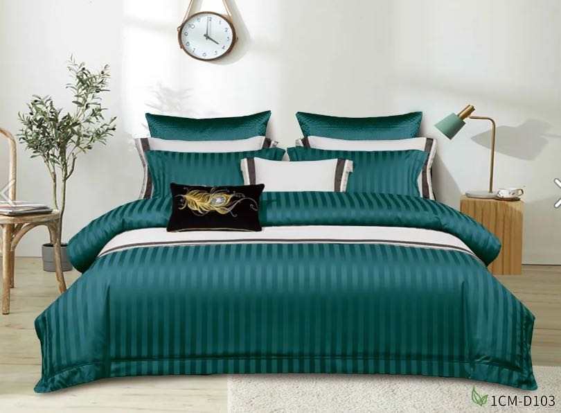 Luxury Cotton Satin Stripped Duvet cover set Soft, fluffy, durable and breathable Microfiber material suitable for all seasons (1Duvet cover,1 Bedsheet and 2Pillow cases)