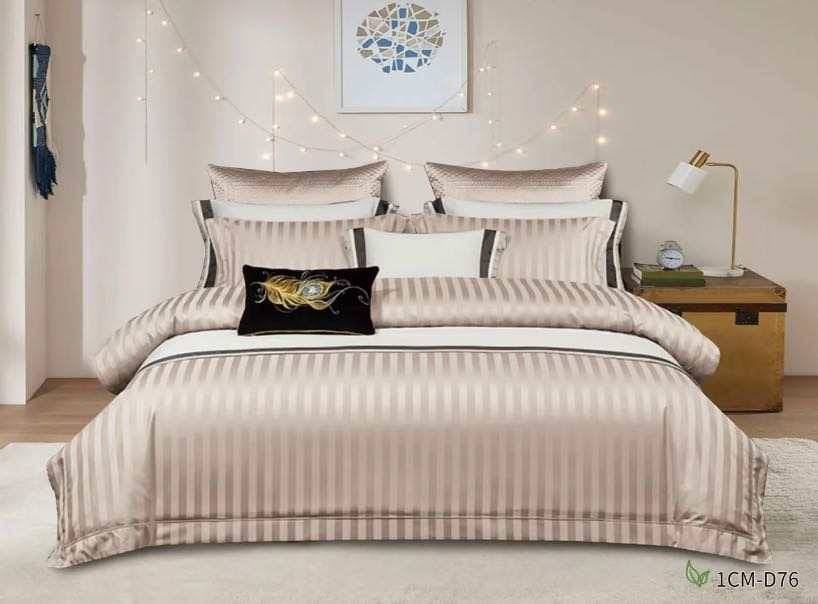 Luxury Cotton Satin Stripped Duvet cover set Soft, fluffy, durable and breathable Microfiber material suitable for all seasons (1Duvet cover,1 Bedsheet and 2Pillow cases)