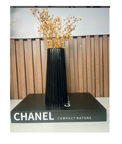 Minimalist 18cm Ribbed Ceramic Vase – Handmade Modern Decor Piece For Homes Vase Cement Plaster Floral Arrangement Ornament Silicone Mold Design