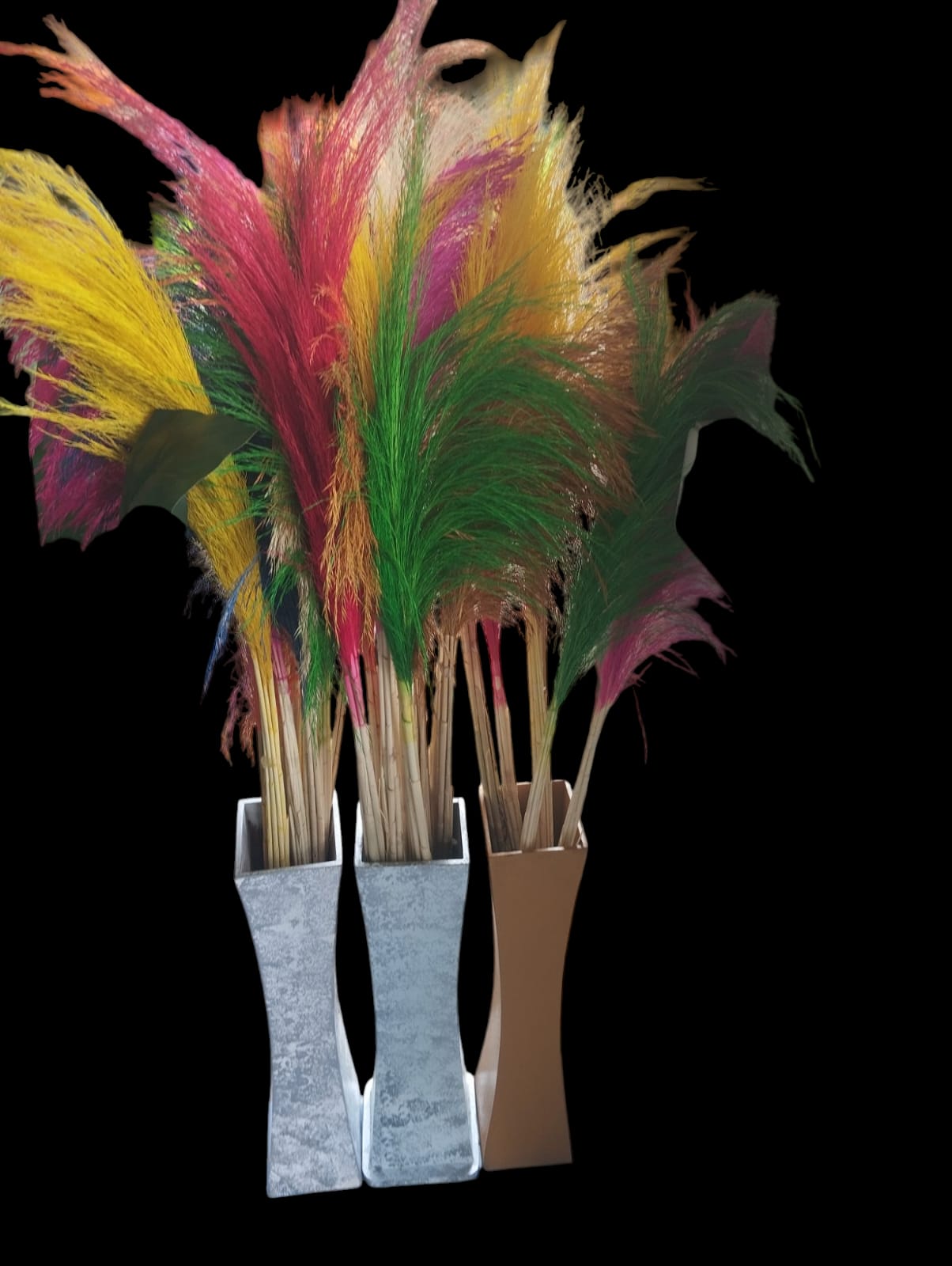 Artificial Decorative Dried Pampas Grass For Home Decor with White Handmade Wooden Vase/ Planter Vase