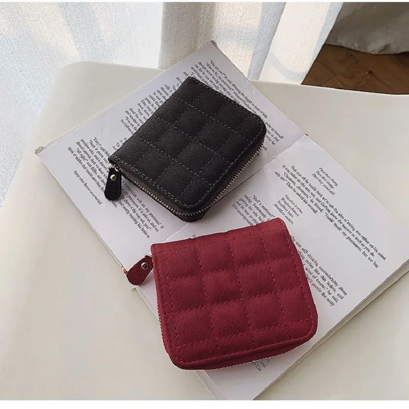 Bifold Leather Wallets for Women Minimalist Small Clutch Short Purse with Zipper Card Holder Ladies Embroidery Cute Coin Purse