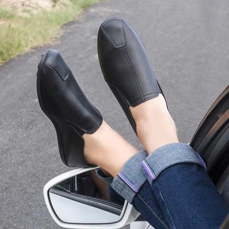 Men Leather Casual Shoes Autumn New Men Casual Fashion Breathable Comfortable Wear Resistant Soft Sole Non Slip Leather Loafers