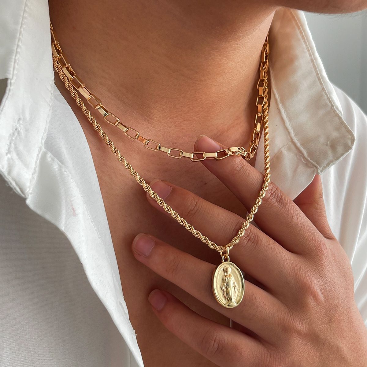 European and American temperament, versatile necklace, male hip-hop niche, fashion virgin Fried Dough Twists chain, cross-border men's best-selling accessories