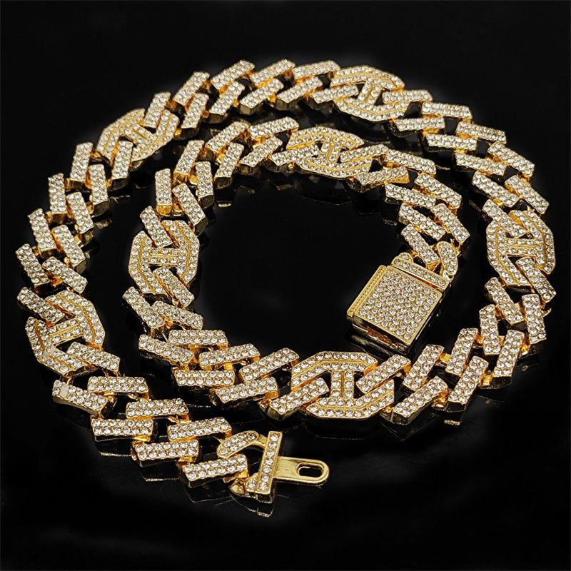New Fashion Men's Watch  European and American Style Square Hip-Hop Men's Watch Bracelet Necklace Set Quartz Full Diamond Watch Fashion Starry Sky Watch African Popular  Jewelry Set