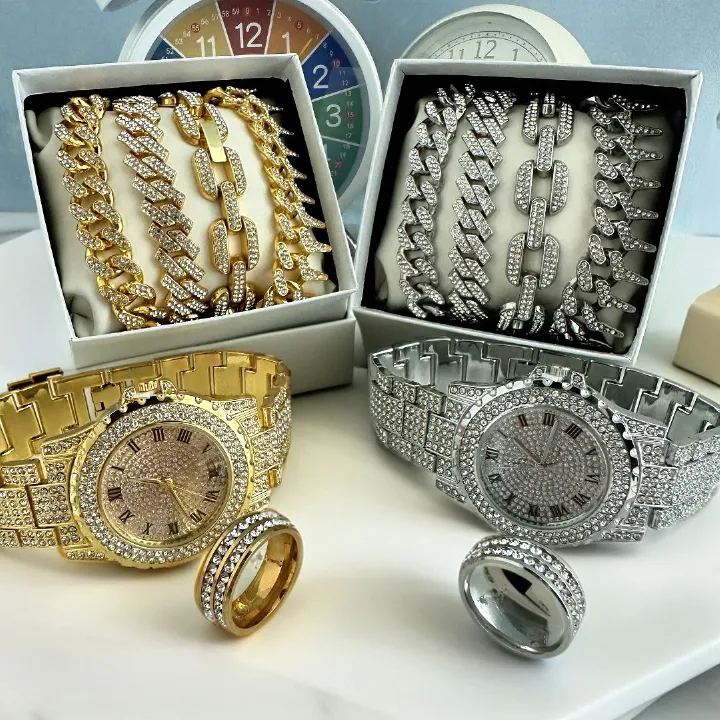 Hot selling Hip Hop 3-piece/set Starry Sky Watch with Diamond Set, Fashion Alloy Steel Strip Watch, European and American Trendy Quartz Watch Jewelry Gift Box（1*watch 1*bracelet 1*ring）