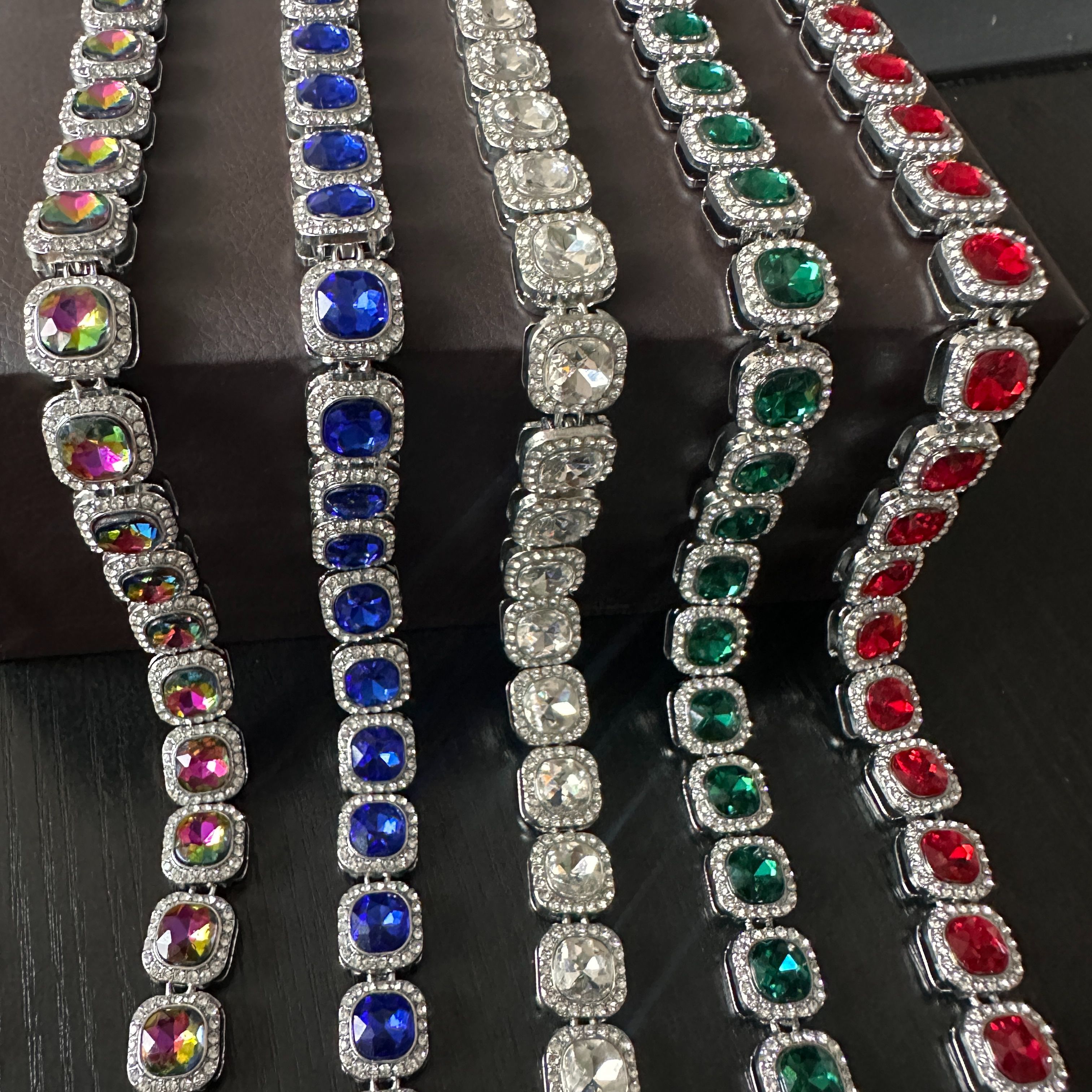 Hip hop bracelet watch necklace 4 pieces/set Diamond watch Hip hop Water Ghost American watch Luxury and atmospheric high-end silver watch（1*watch 1*bracelet 1*ring 1*necklace）