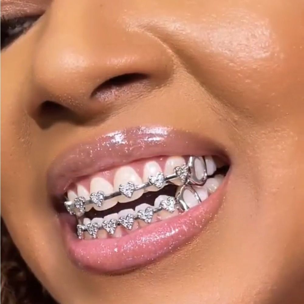 Hip hop braces with real gold electroplating 8-tooth micro inlaid with love and full diamonds cross-border HIPHOP braces Halloween hip-hop accessories