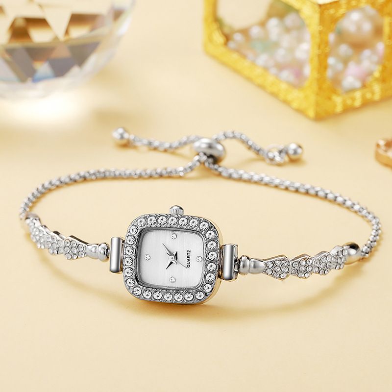 Luxurious Fashionable Square Quartz Watch Women's Full Diamond Bracelet Watch Gift Box Set Two Pieces Chinese Brand Watch