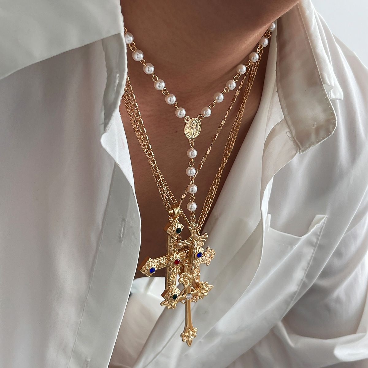Retro Ethnic Style Men Necklace Silver Golden Cross Pendant Necklace Jewelry Accessories Pearl Rhinestone Necklace Male