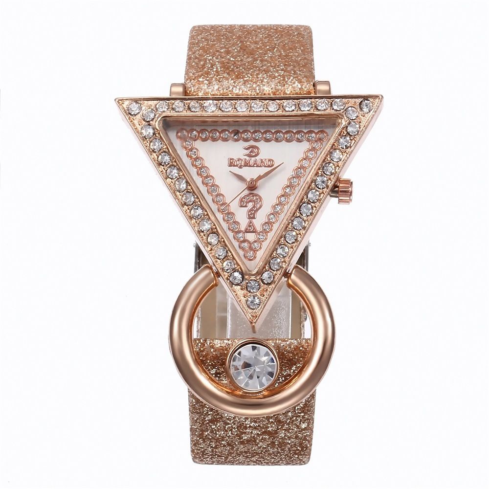 4PCS Set Woman Bracelet Watches Ladies New Fashion Triangle Crystal Leather Quartz Watch For Girls Gift Reloj Mujer Wristwatches