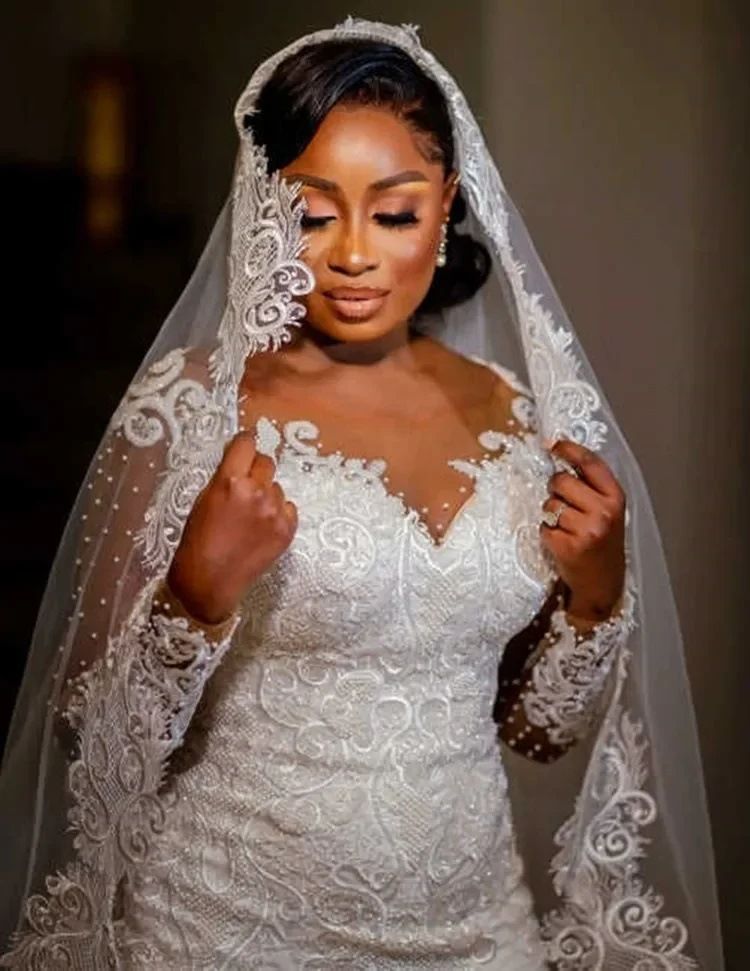 Customized Luxury Scoop Beaded Appliques Wedding Dress Robe De Mariée Illusion Long Sleeves Plus Size Mermaid Bridal Gowns