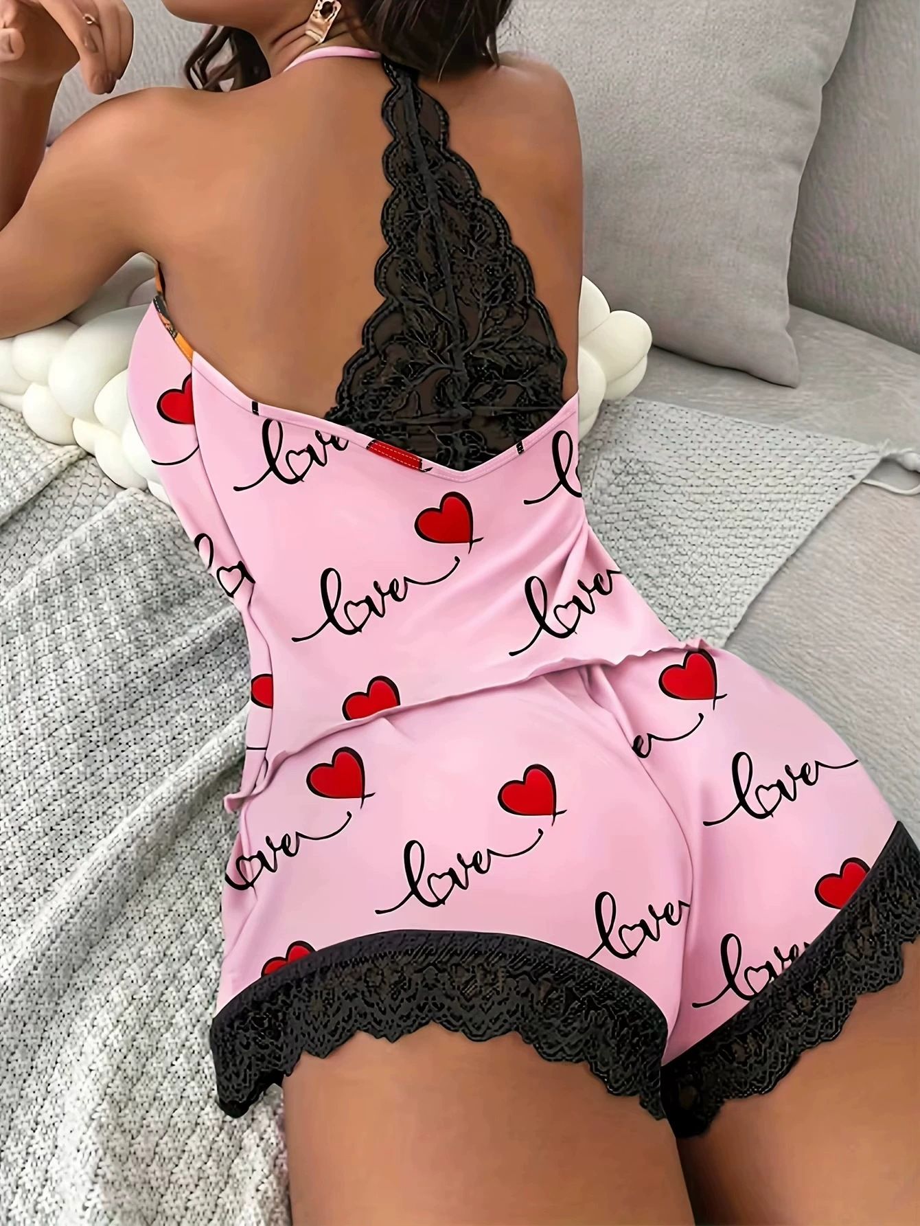 Two-piece fashionable and sexy women's pajamas set, erotic pajamas set with lace, printed shorts, soft pajamas, home wear
