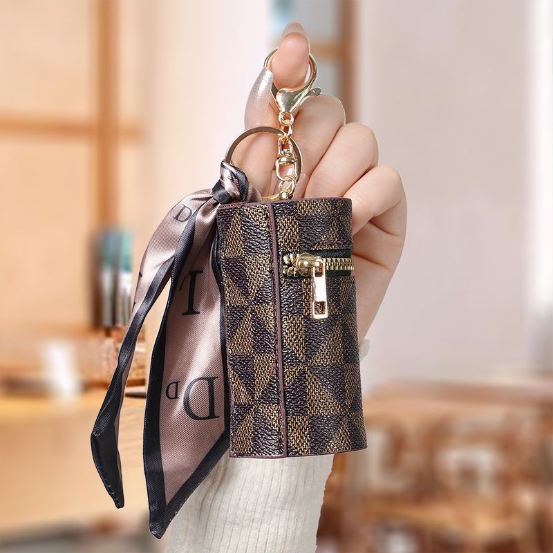 1pcs mini lipstic organizer bags/holder for woman handbag Lipstick Organizer, Leather Lip Gloss Bag with Keychain, Portable Mini Lipstick Case for Purse