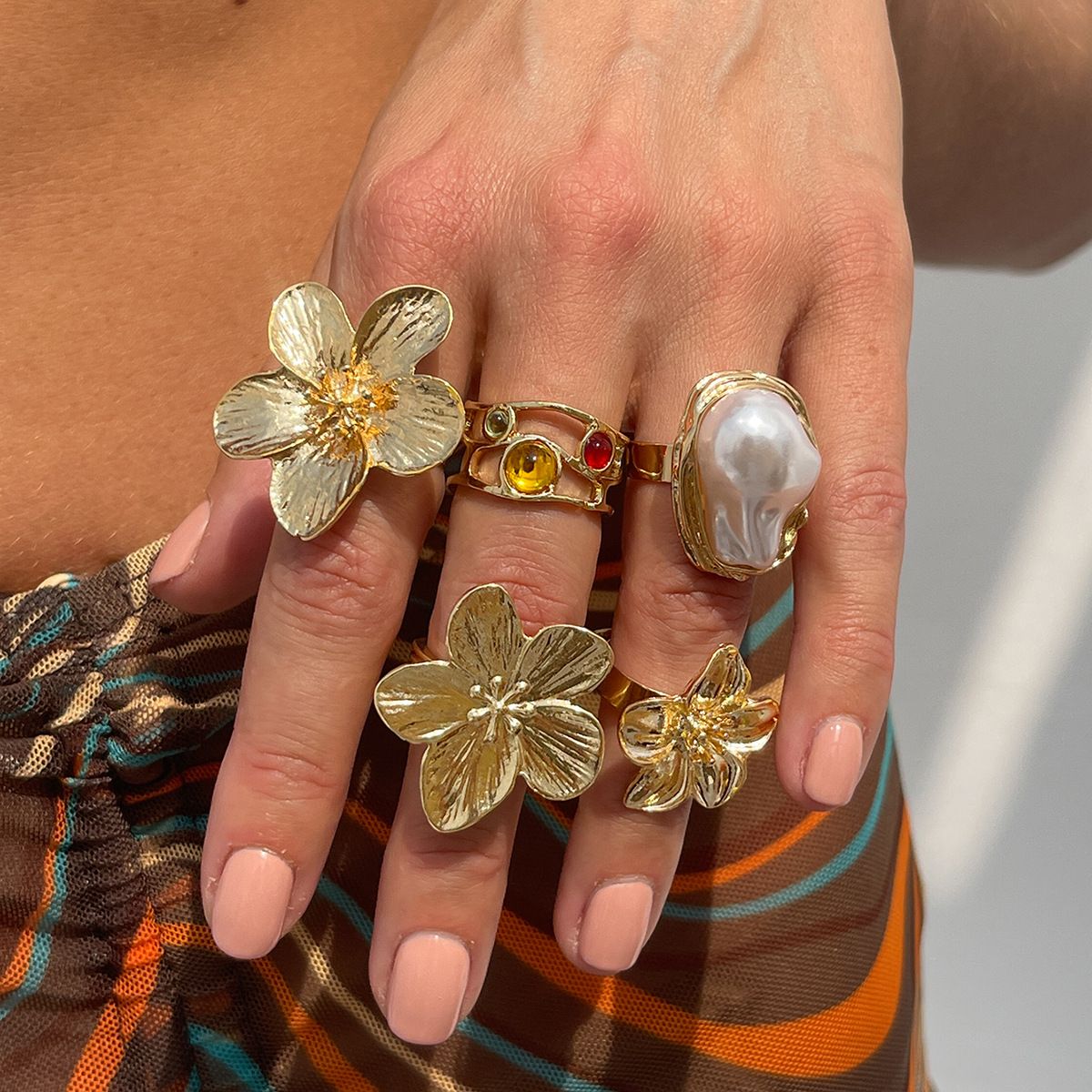 Chunky Knuckle Gold Stacking Ring jewelry set for women, boho statement ring with adjustable open band for all fingers Flower Ring baroque pearl ring,daily and party jewelry valentines gift for ladies