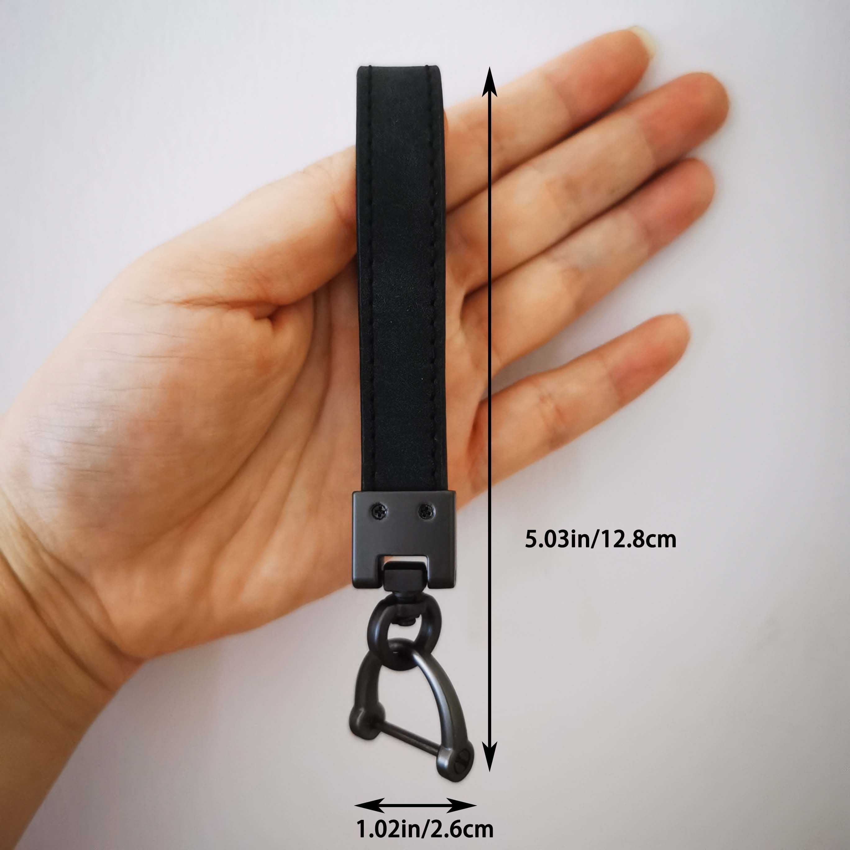 2Pcs car keychains car key holder high quality leather stainless steel car key chain with screw which makes the key safty