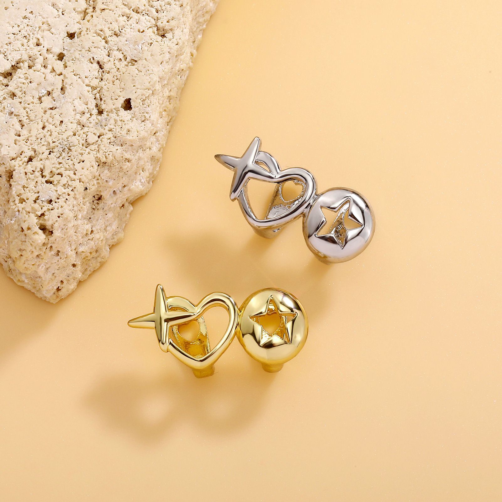 Teeth Grillz for Men/Women Cross Teeth caps with 18K Golden plated Tooth Jewelry Cross Heart Mouth Grills Hip Hop Outfits Body Jewelry Fashion Accessories for Men/Women