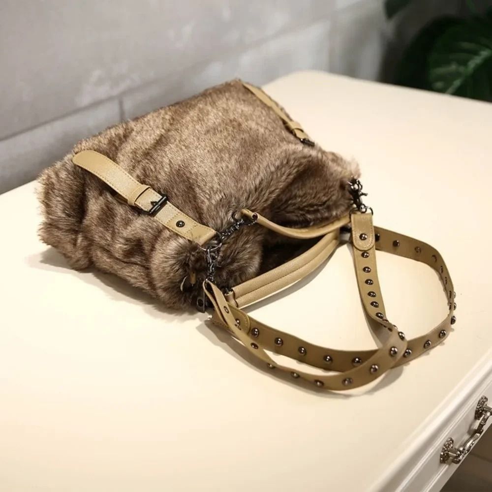Wool Velvet Women's Mao Mao Plush Bag Wave Handbag Fashion Shoulder Bag Messenger Bag  Autumn and Winter New
