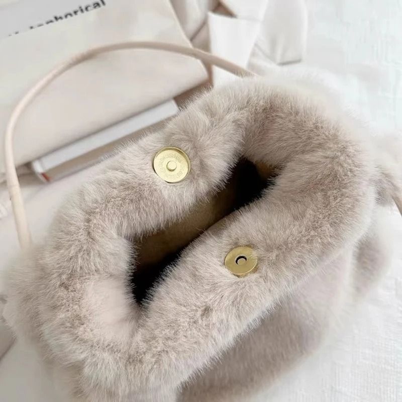 Women Fluffy Shoulder Bag Top-handle Bag New Fashion Female Autumn Winter Handbag Soft Plush Versatile Shopping Tote