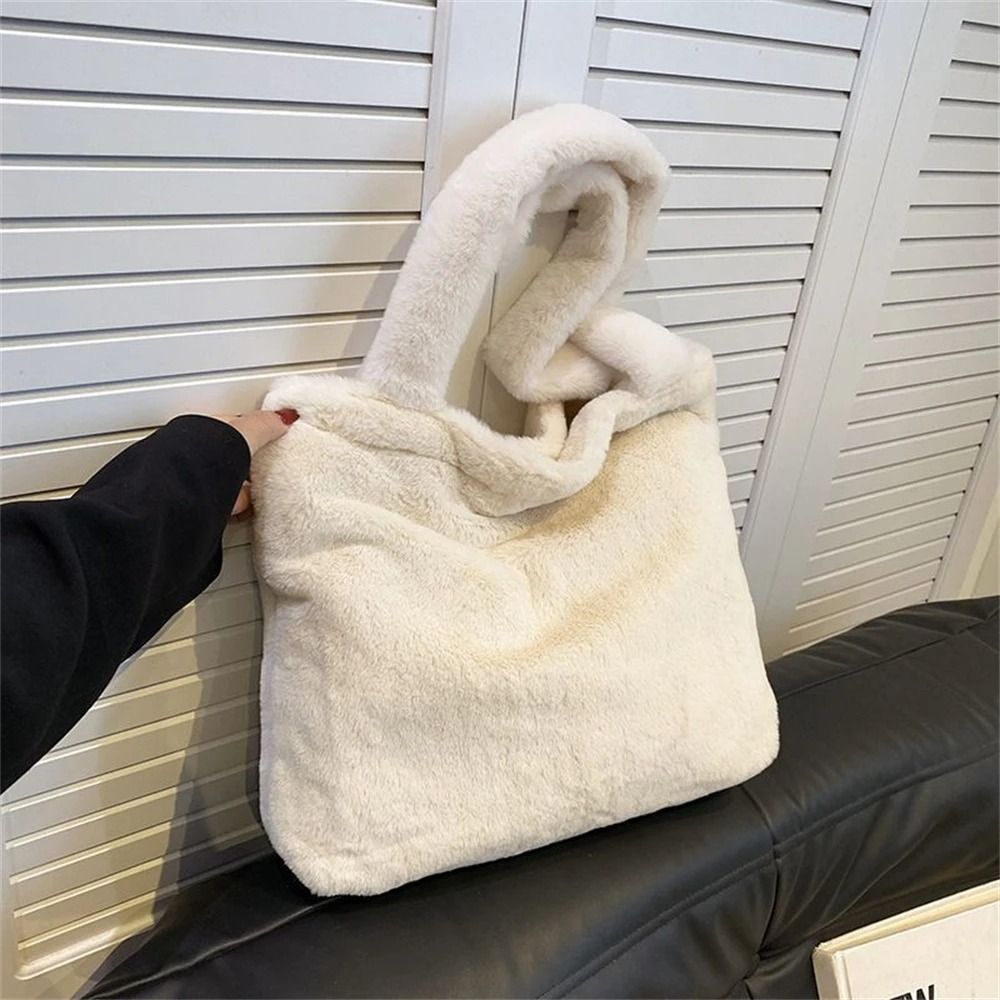 Women's Plush Underarm Bag Winter Lamb Faux Fur Shoulder Bag Solid Color Soft Fluffy Shopper Bags Large Capacity Casual Tote Bag Laptop Bag
